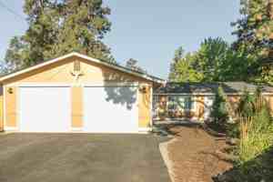 featured image of 437 Se Railroad St