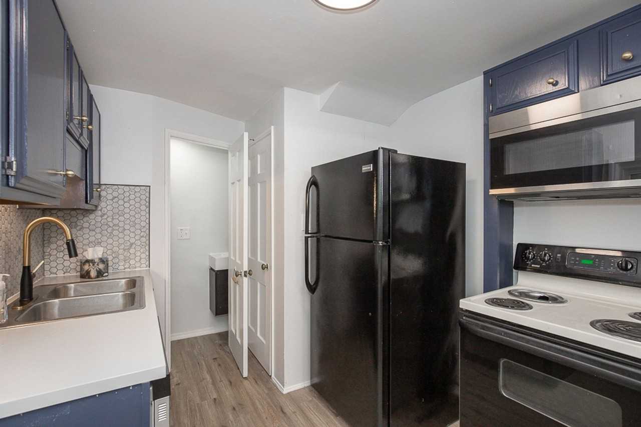 19400 Shakerwood Rd - Photo 7 of 25