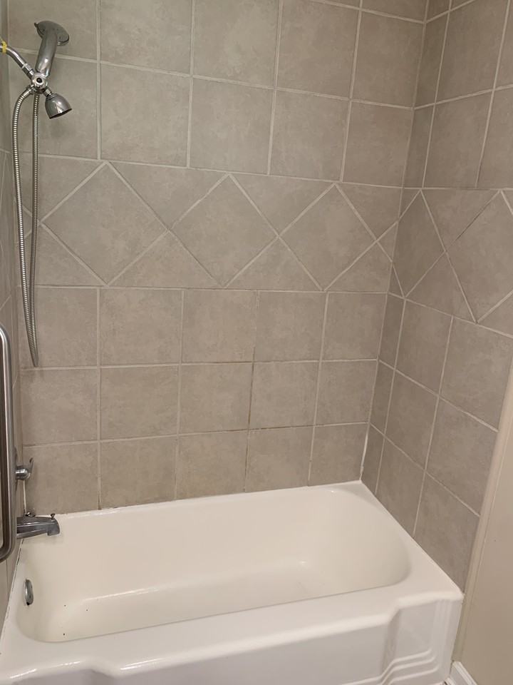 1196 Morningside Dr - Photo 4 of 12