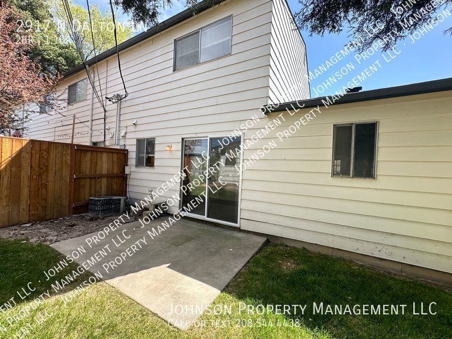 2917 N Dalton Ln - Photo 2 of 12