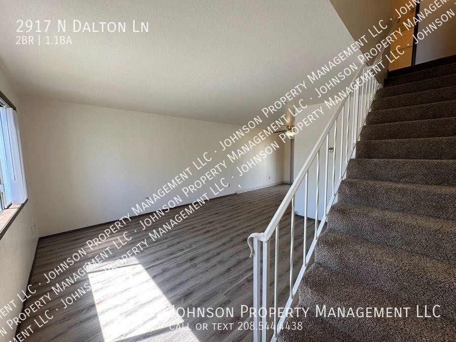 2917 N Dalton Ln - Photo 6 of 12
