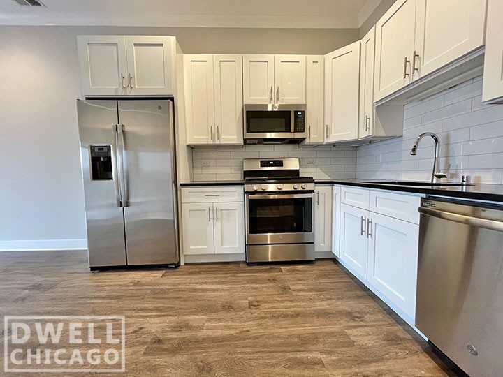 927 West Irving Park Road - Photo 2 of 17