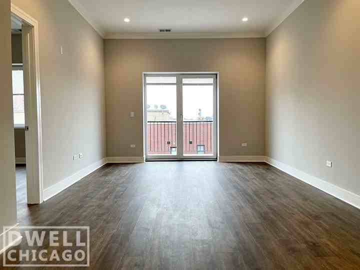 927 West Irving Park Road - Photo 5 of 17