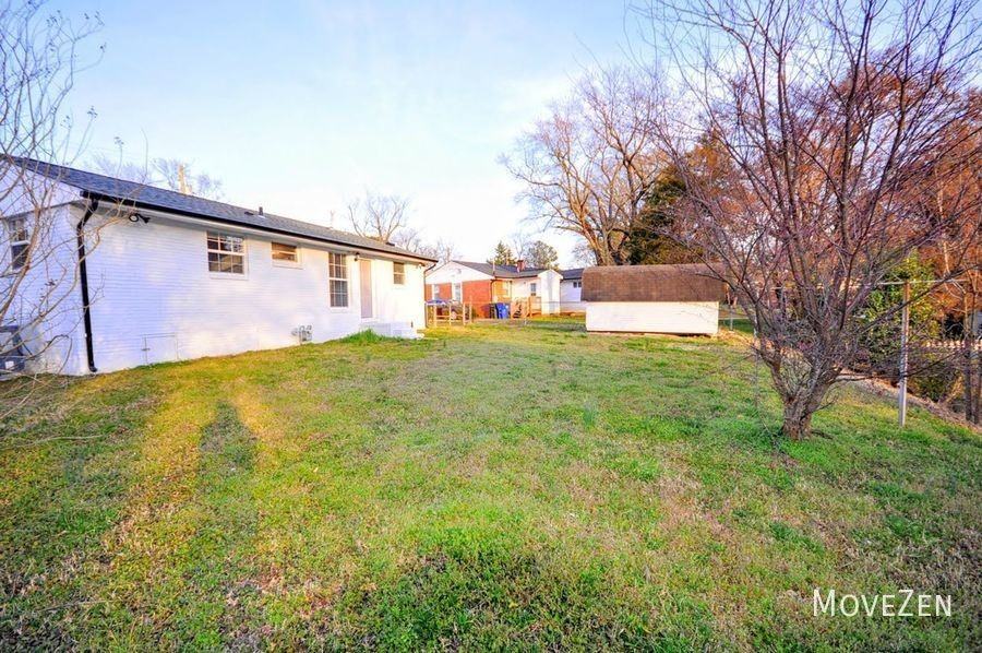 708 Hadley Rd - Photo 2 of 36