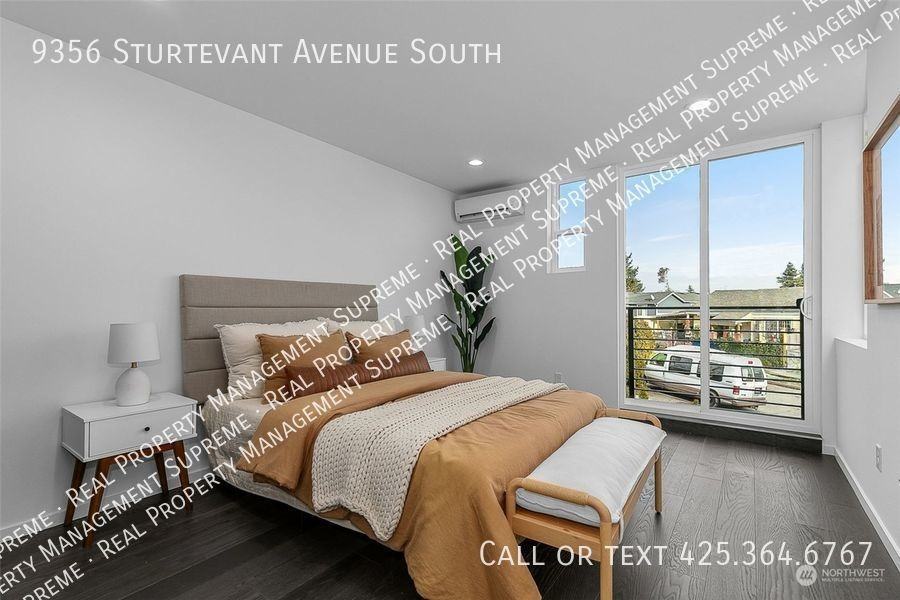 9356 Sturtevant Ave S - Photo 3 of 7