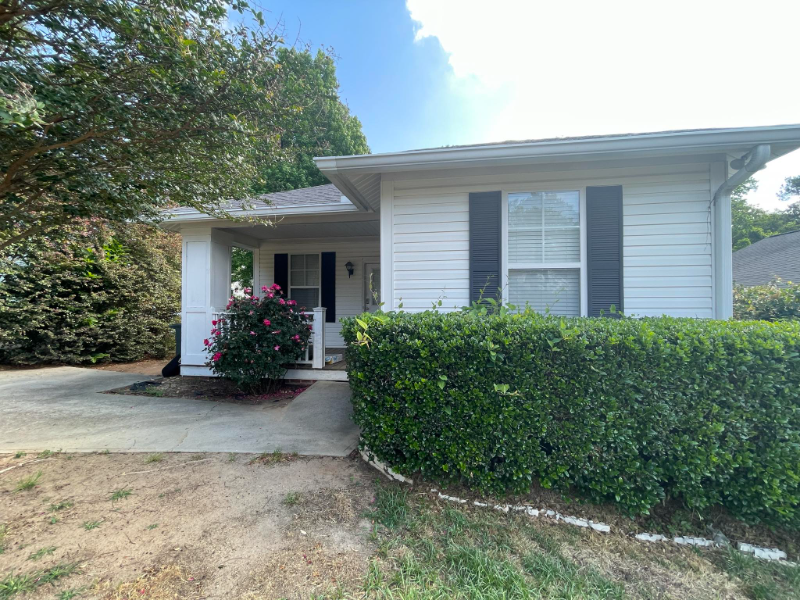 505 Laurel Hill Ln - Photo 2 of 50