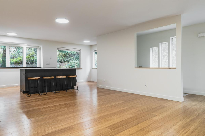 860 Hyak Way - Photo 2 of 12