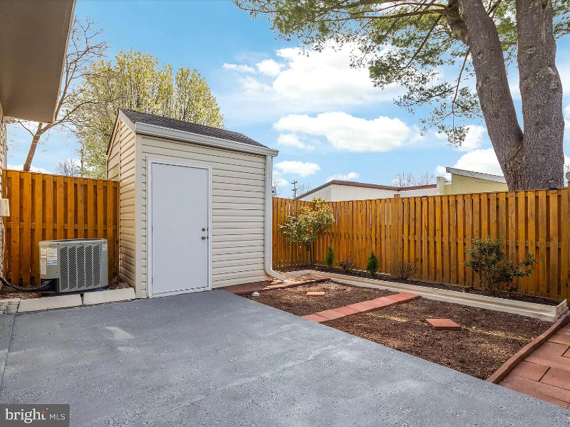 14707 Southwarke Pl - Photo 7 of 20