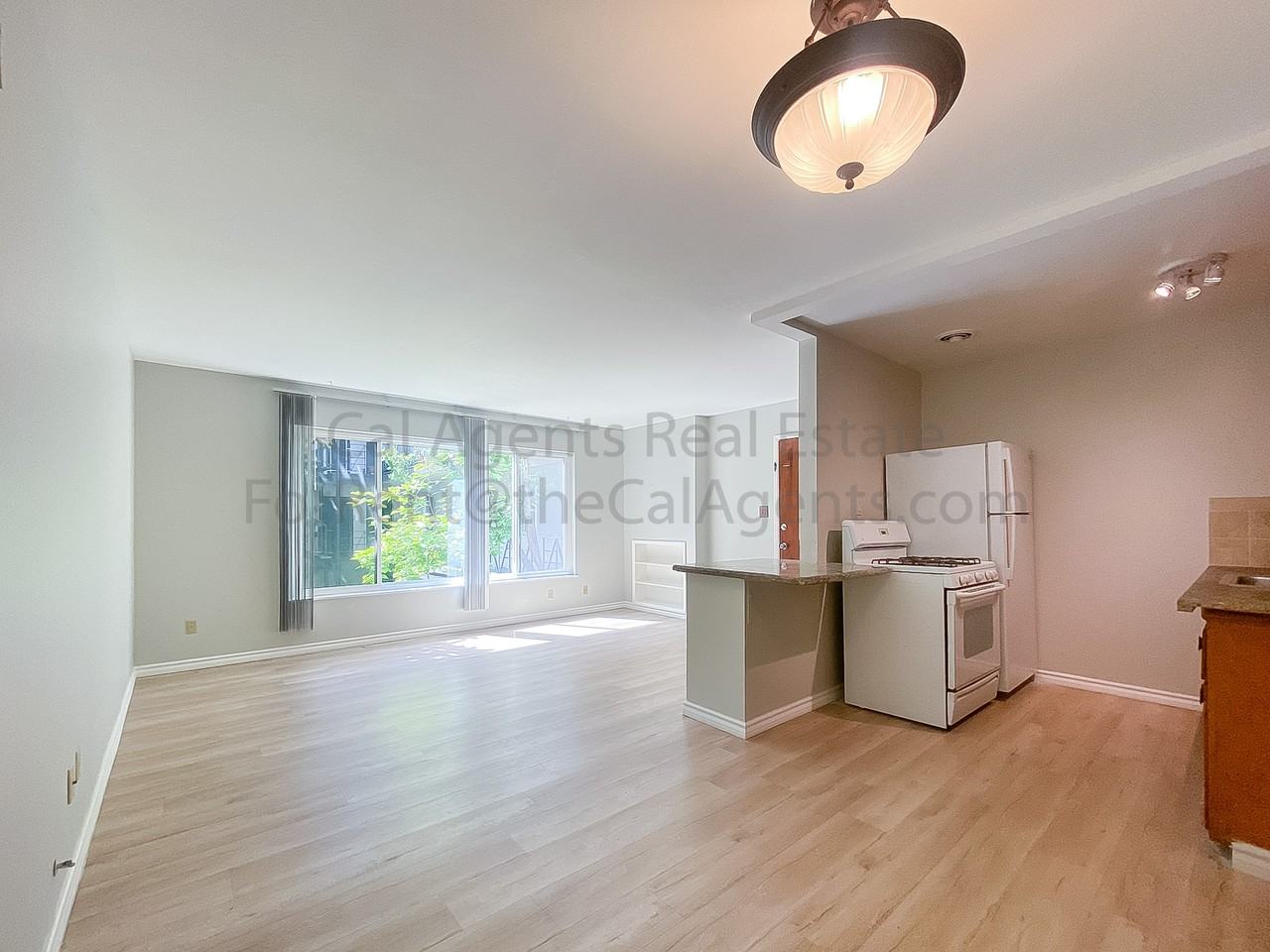 272 Euclid Avenue - Photo 2 of 11