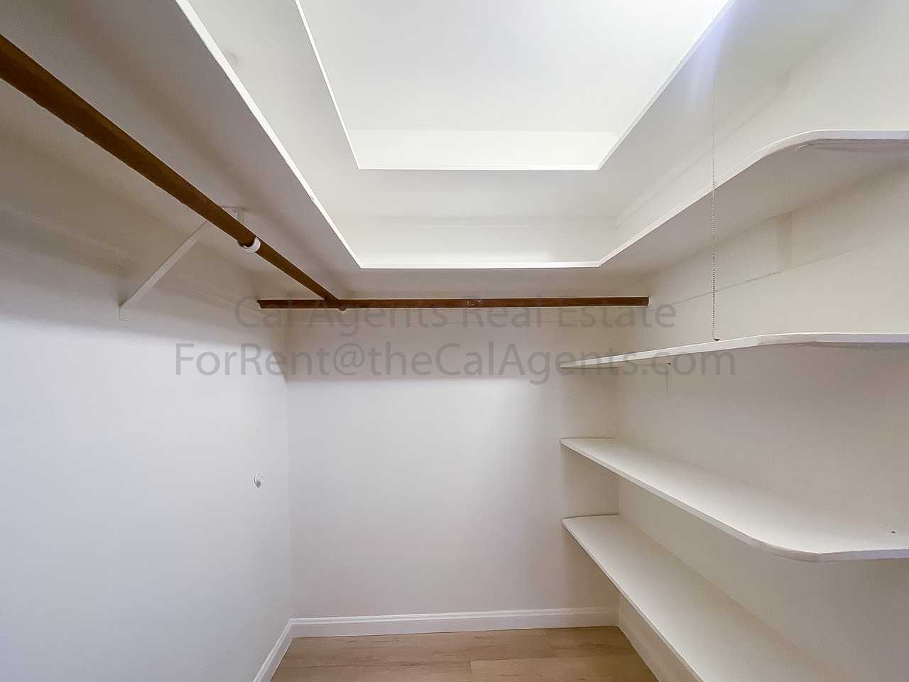 272 Euclid Avenue - Photo 7 of 11