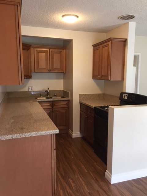 Hale 312 N. - Photo 6 of 50