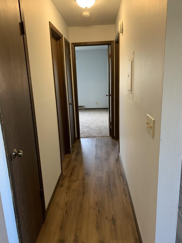 4320 Kennedy Drive - Photo 5 of 13