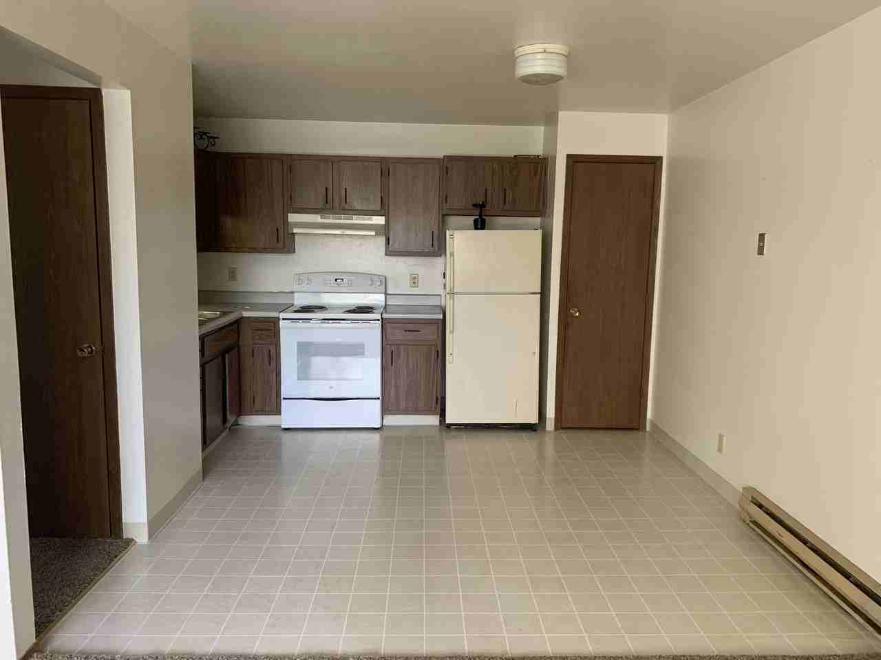 4320 Kennedy Drive - Photo 7 of 13