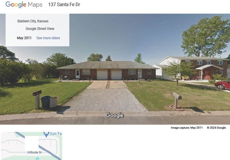 137 Santa Fe Dr #A - Photo 2 of 3