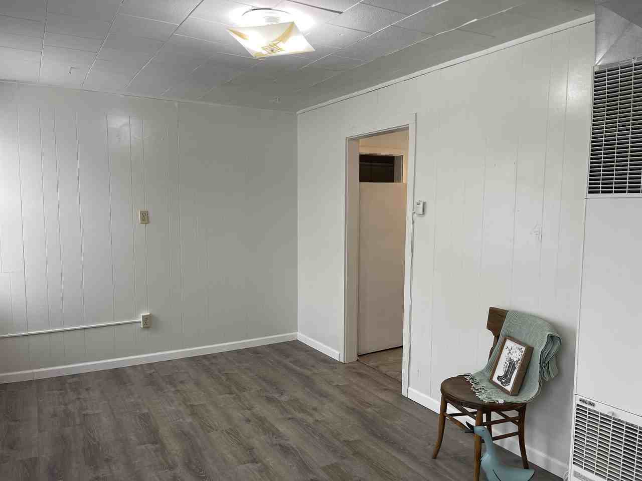 318 S 8th St #2 - Photo 5 of 9