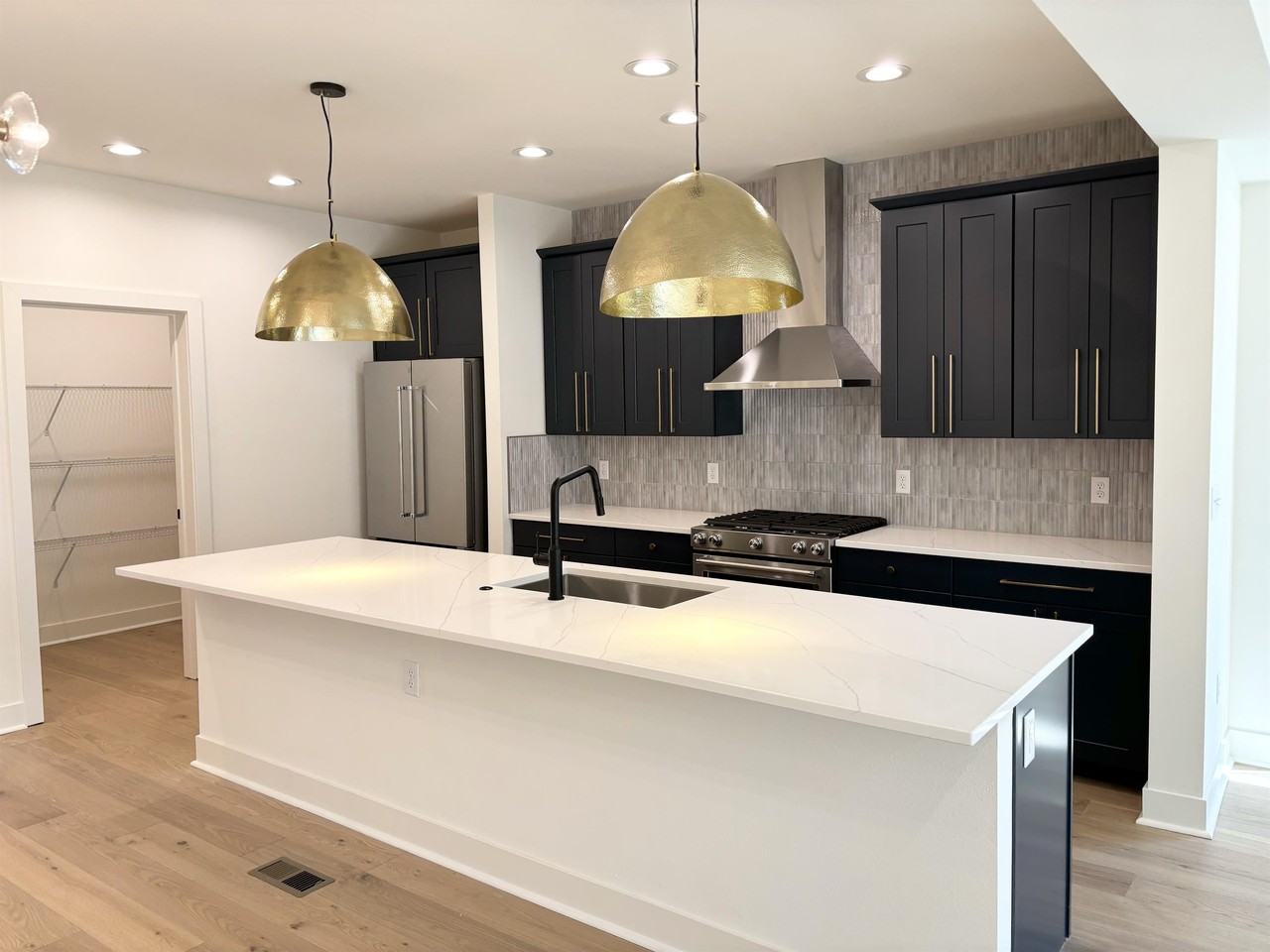 220 Briggs St #1 - Photo 4 of 38