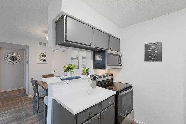 Silver Creek Apartments - Photo 2 of 50