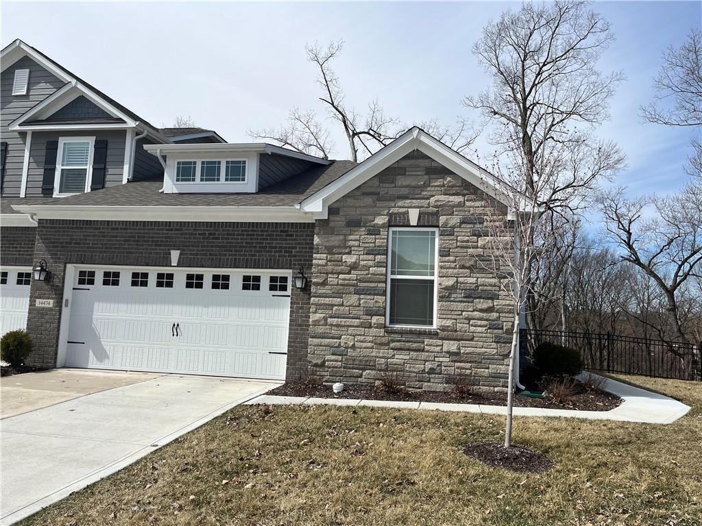 14474 Treasure Creek Ln - Photo 3 of 27