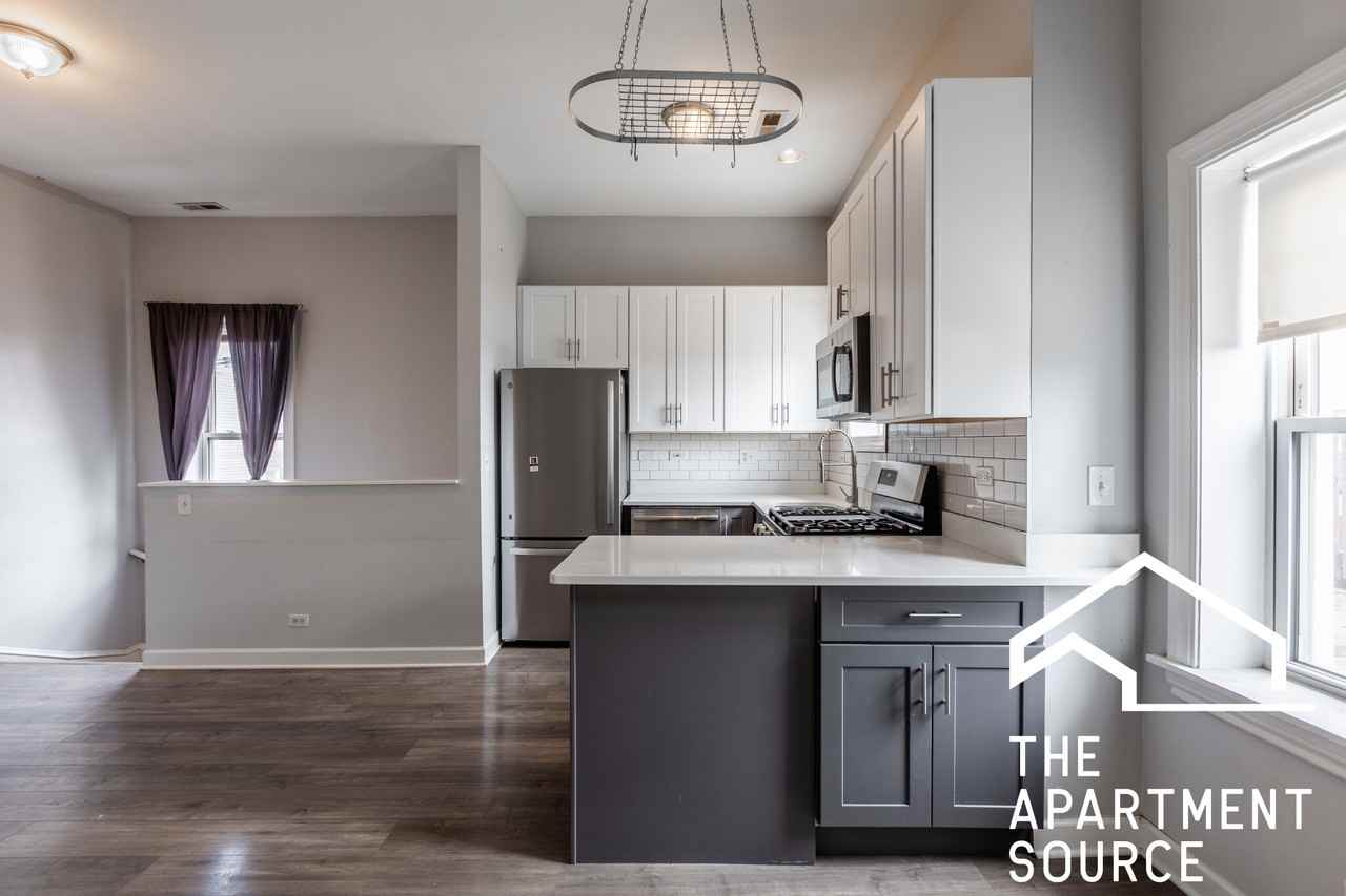3216 W Augusta Blvd #3 - Photo 2 of 21