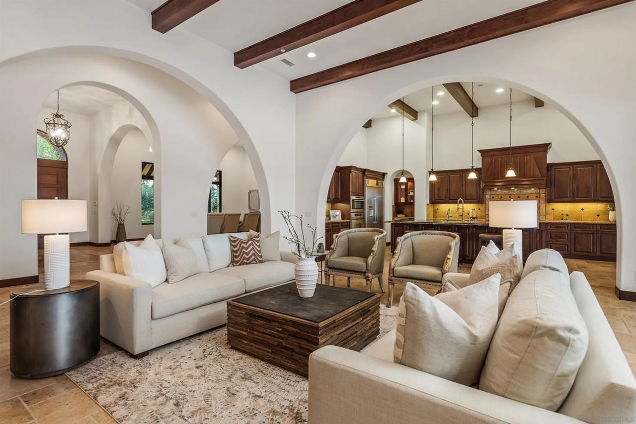 6702 Saint Andrews Rd - Photo 3 of 8