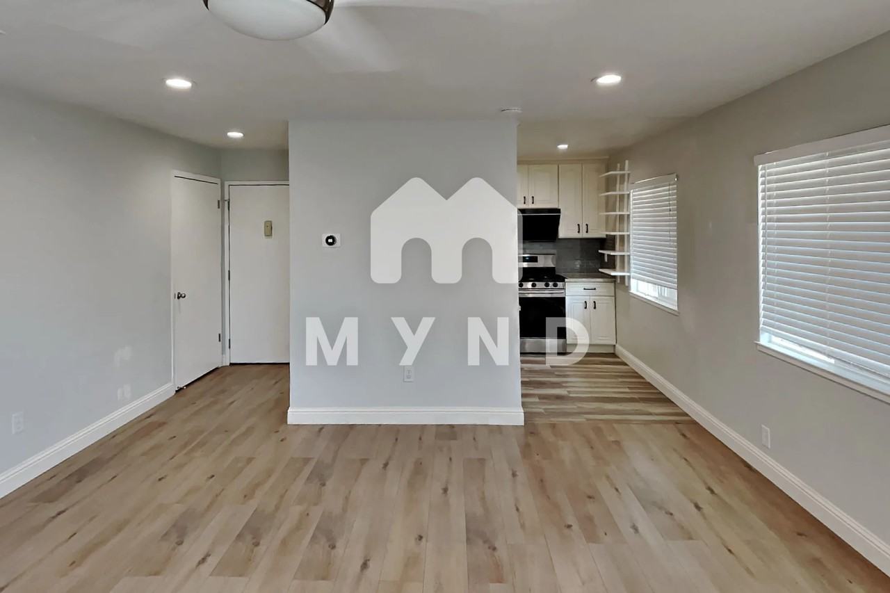 540 Tubman Ct - Photo 3 of 18