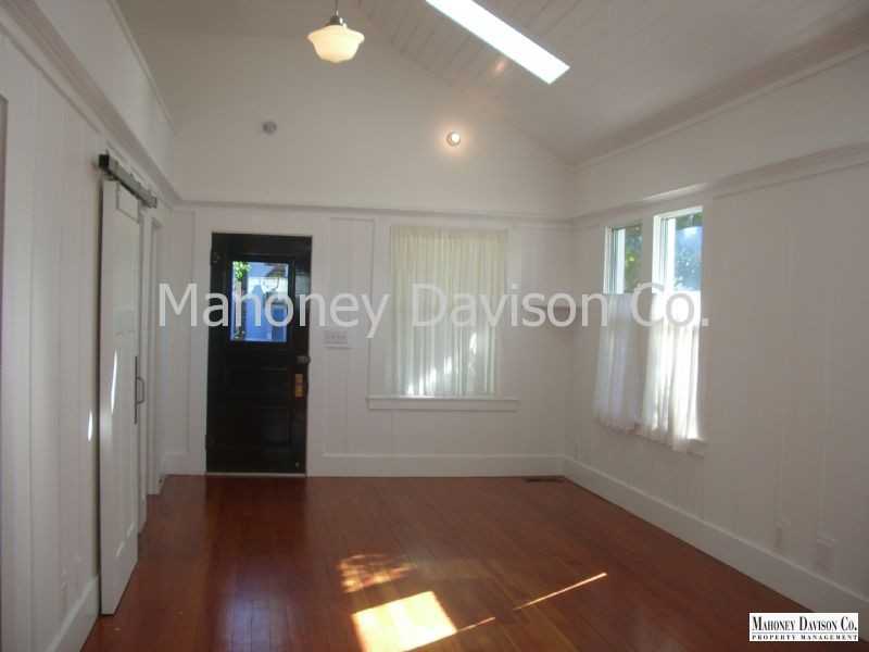 19 Park Ave - Photo 2 of 13