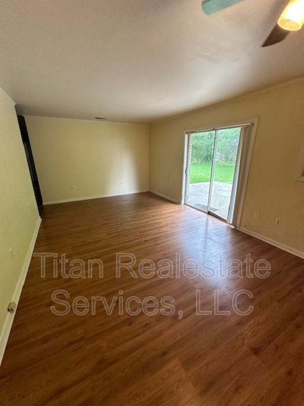 317 Kim Dr - Photo 3 of 5