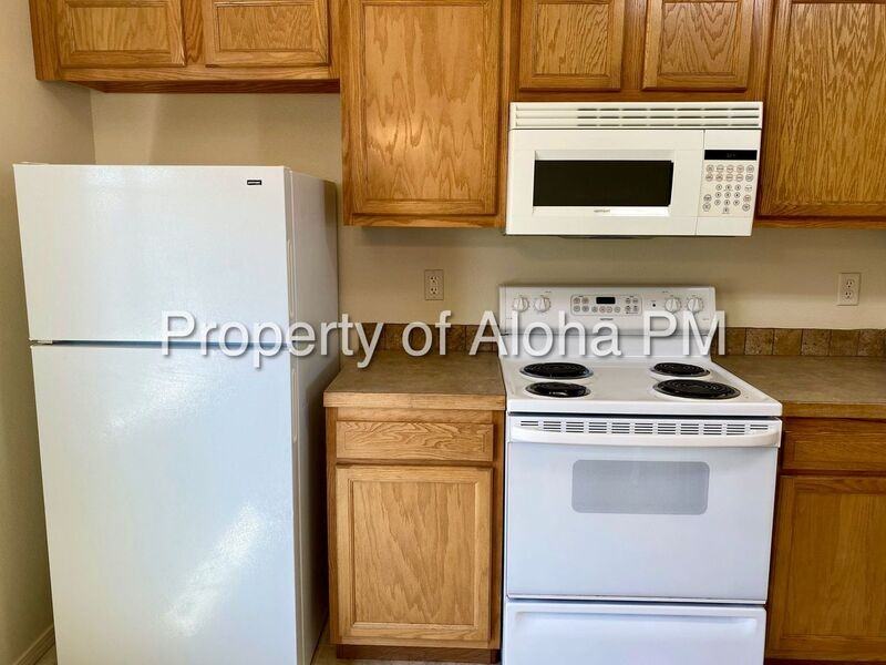 1047 W Pine Ave #4 - Photo 5 of 16