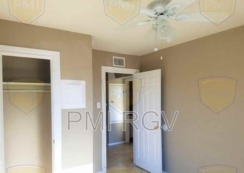 1803 Washington Ave #8 - Photo 4 of 10