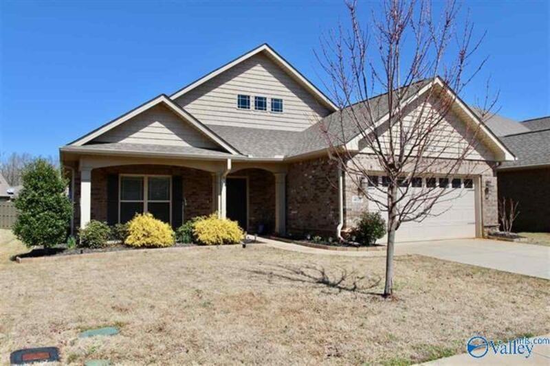 408 Bay Tree Ln Sw - Photo 3 of 19