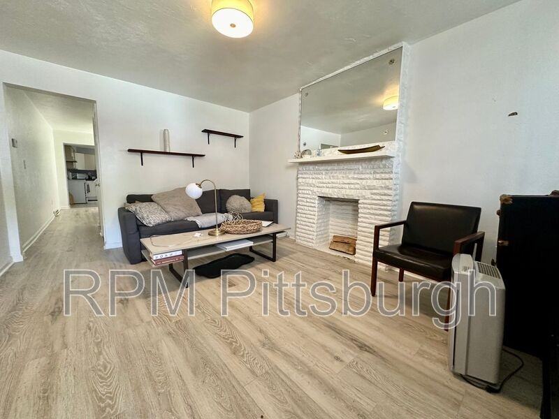 442 North Ave - Photo 2 of 17