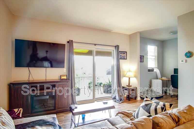 237 Pacifica Blvd - Photo 3 of 21