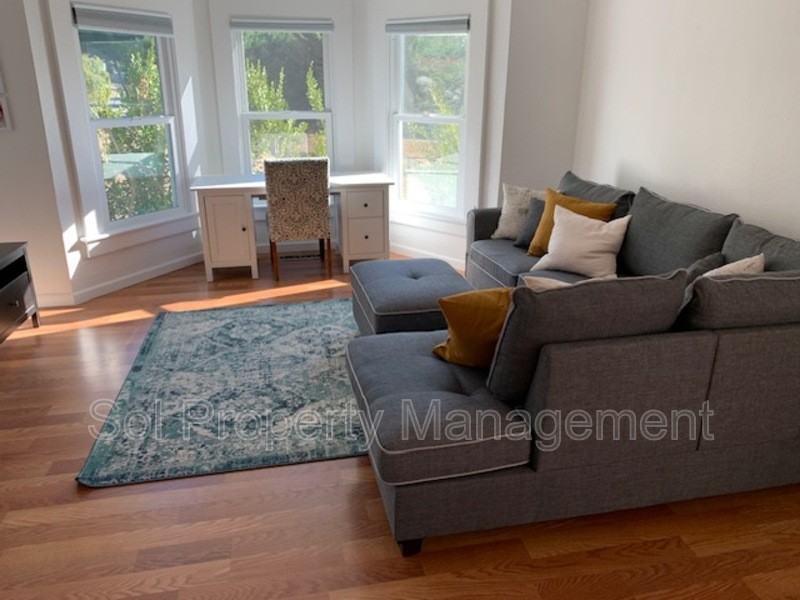 4007 Cherryvale Ave - Photo 3 of 21