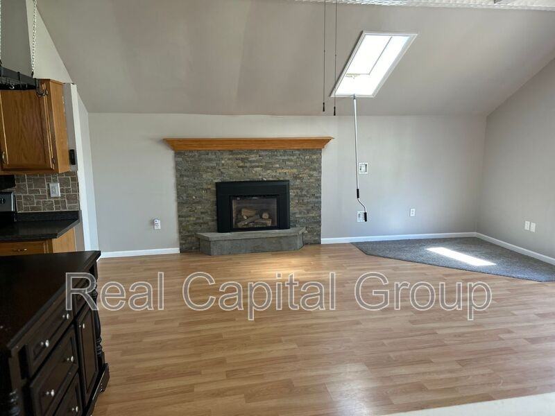 19 Alden St #2 - Photo 2 of 12