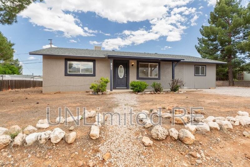 837 S 5th St - Photo 2 of 22