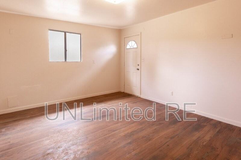 837 S 5th St - Photo 6 of 22