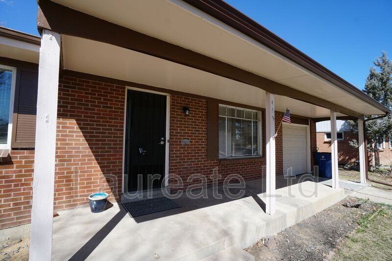 465 Racine St - Photo 2 of 19