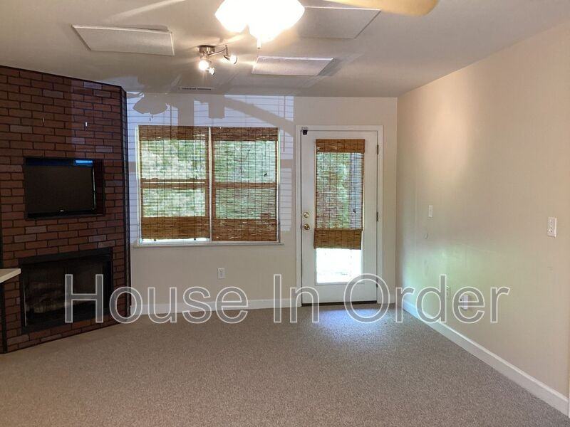 703 Olde Covington Way - Photo 5 of 19
