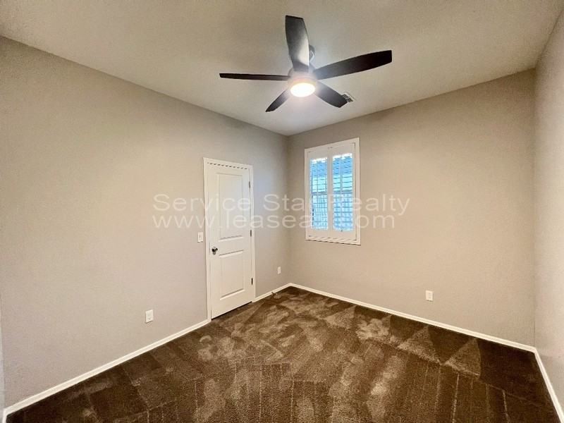1289 N 166th Ave - Photo 5 of 25