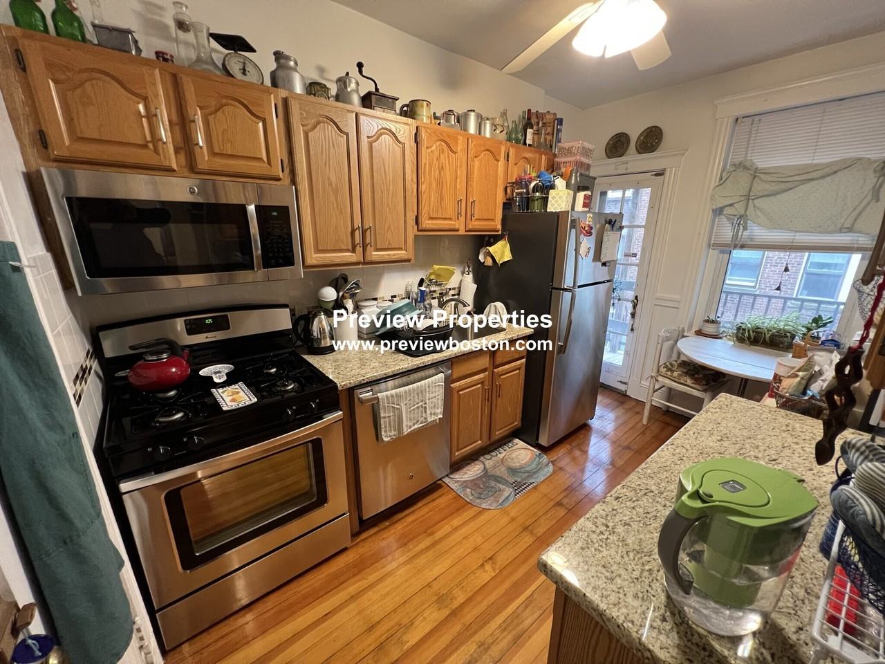 Sutherland Rd #6P - Photo 4 of 40