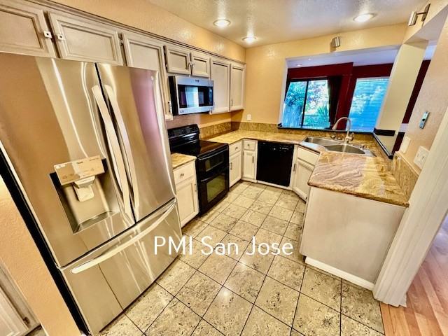 171 Sherland Ave - Photo 2 of 14