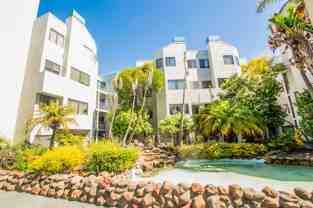 320 Peninsula Ave - Photo 1 of 1