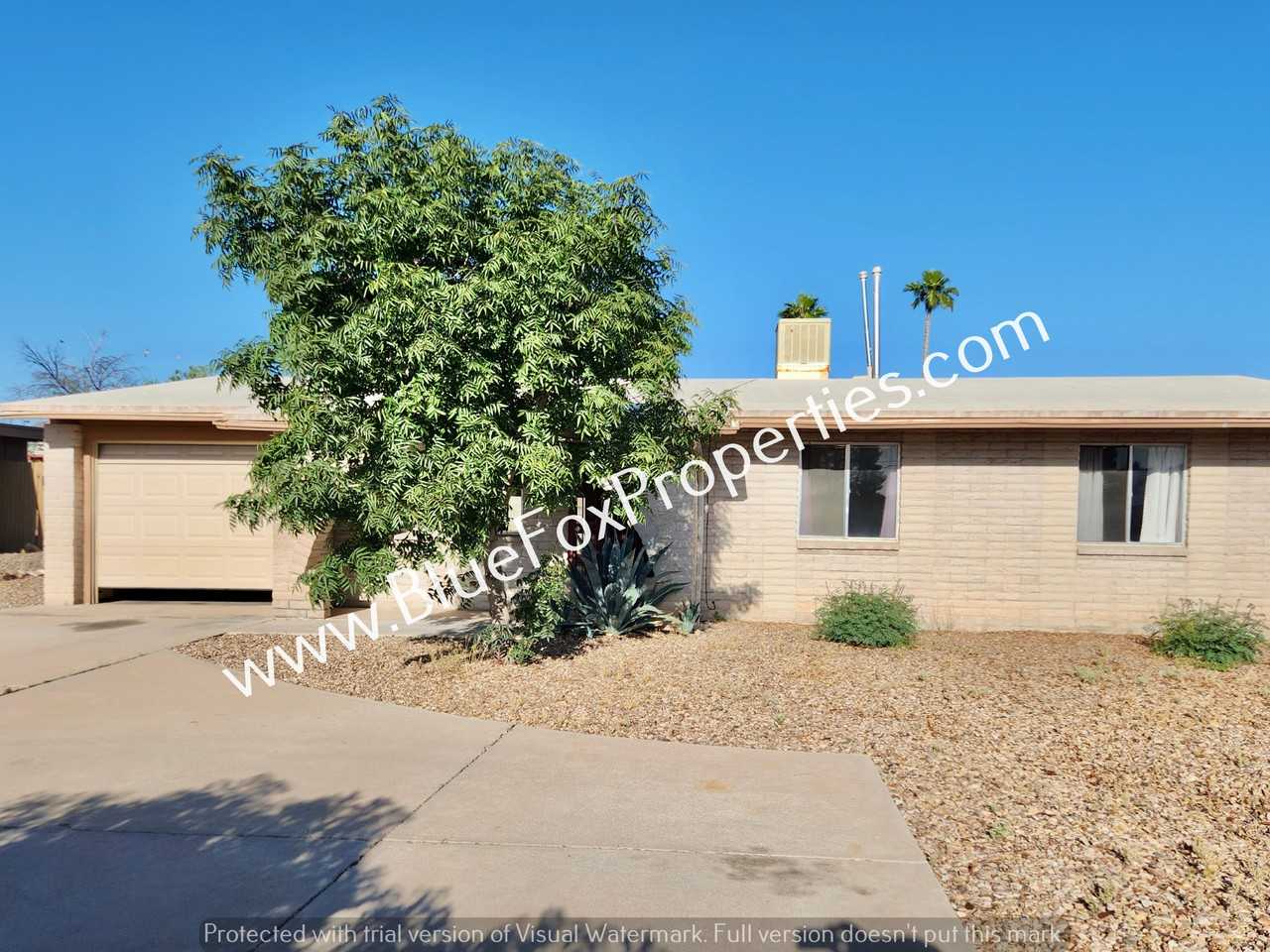 6230 N Shannon Rd - Photo 2 of 15