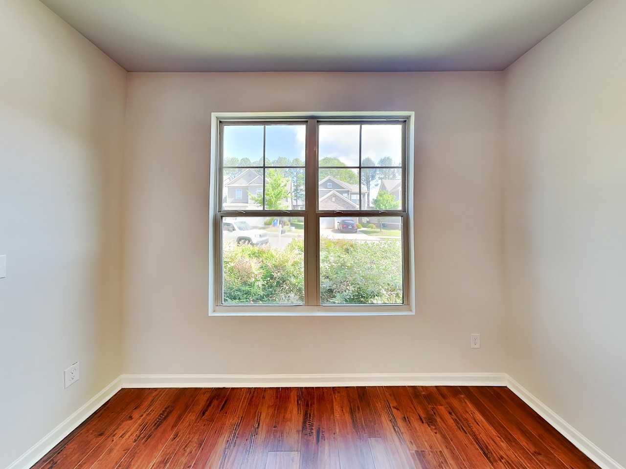 157 Daisy Cir - Photo 3 of 21