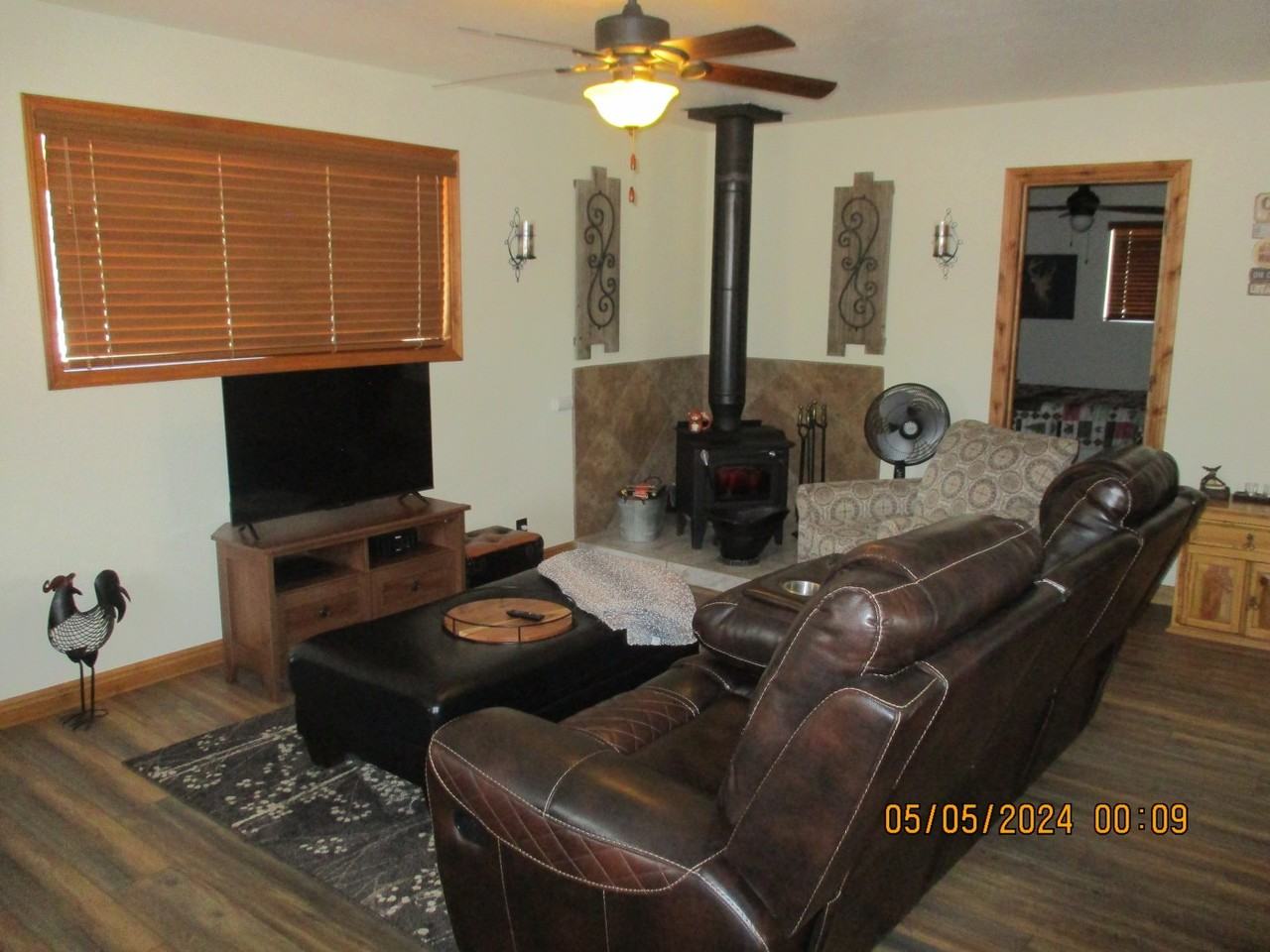 1960 Little Doe Trl - Photo 3 of 9