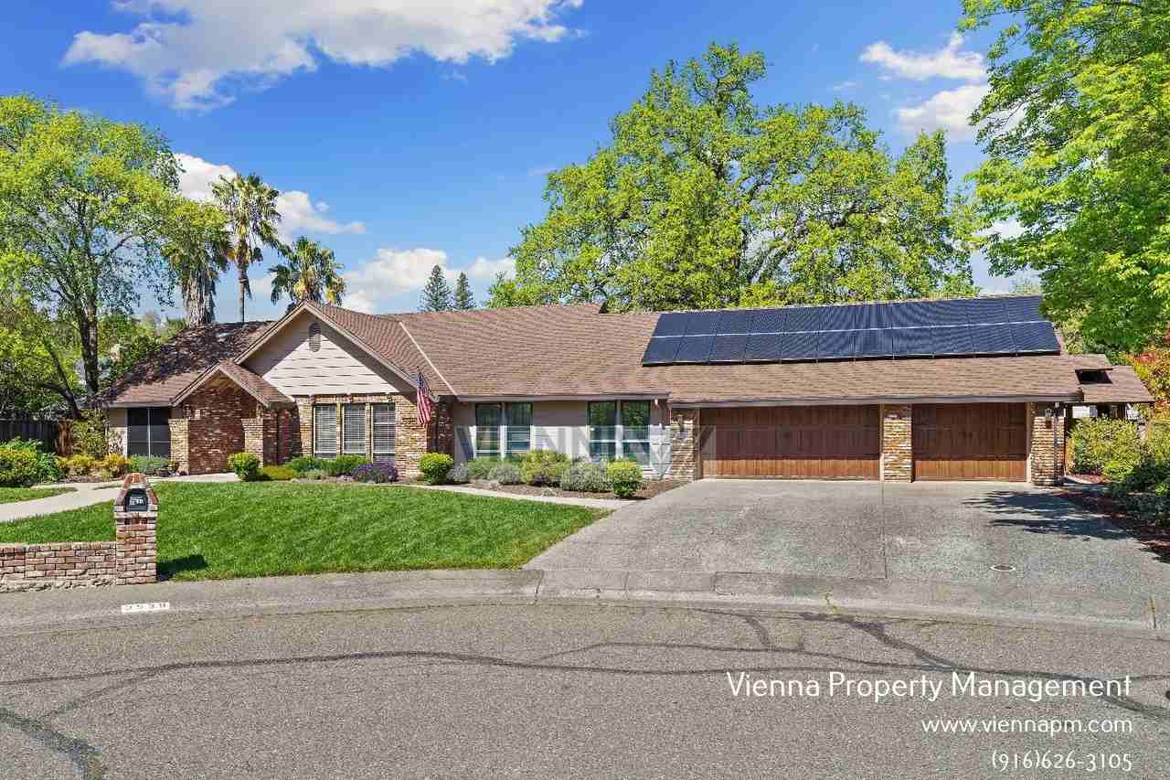 3539 Buckskin Ct - Photo 2 of 33