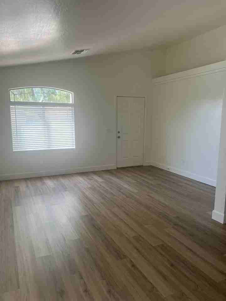 3682 North French Plaza - Photo 3 of 30