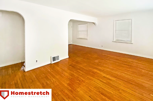 7624 Mallard Dr - Photo 3 of 10