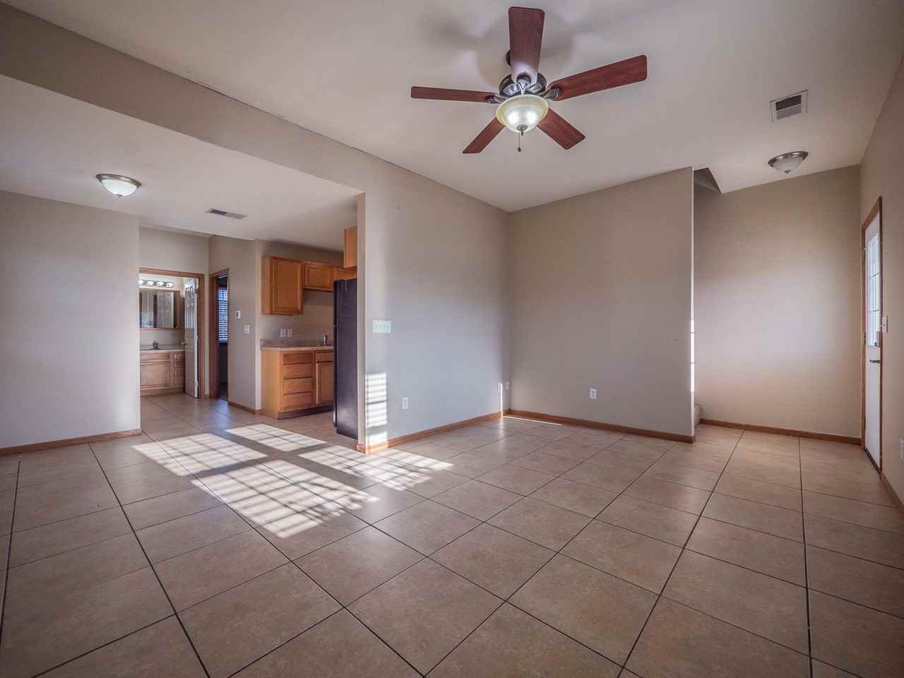 Buchanan Place Townhouses - Photo 2 of 24