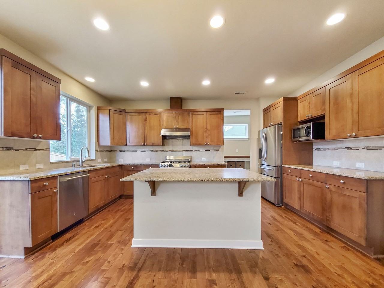 13210 106th Pl Ne - Photo 7 of 25
